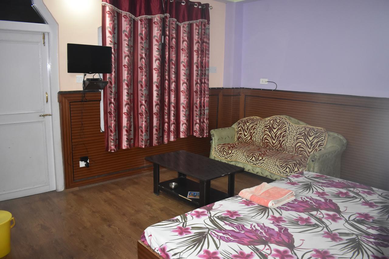 Hotel Snow Flake Rāmpur 외부 사진
