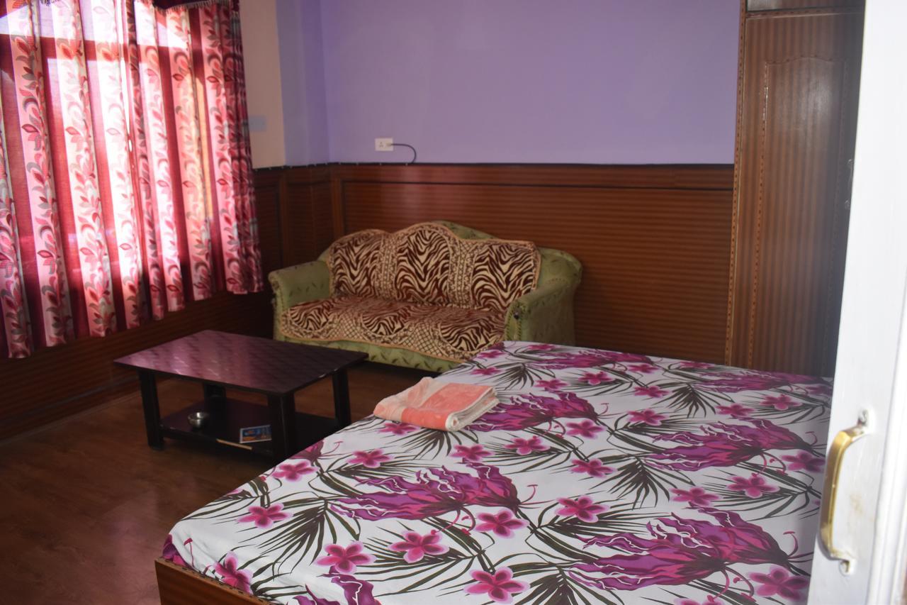 Hotel Snow Flake Rāmpur 외부 사진